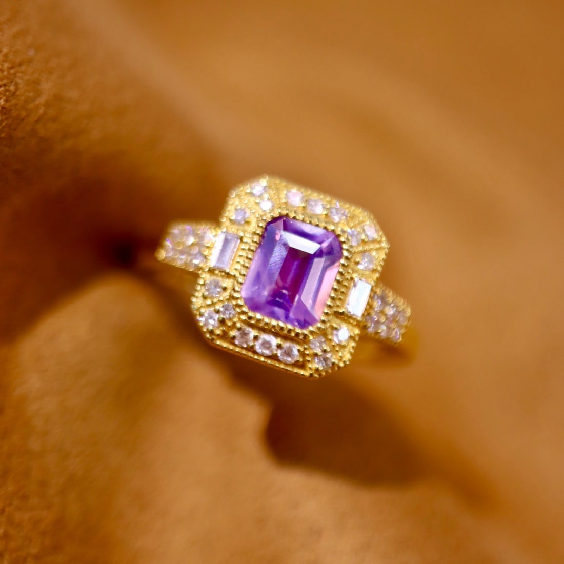 14K GOLD 1.27 CTW NATURAL SAPPHIRE and DIAMOND RING - 3