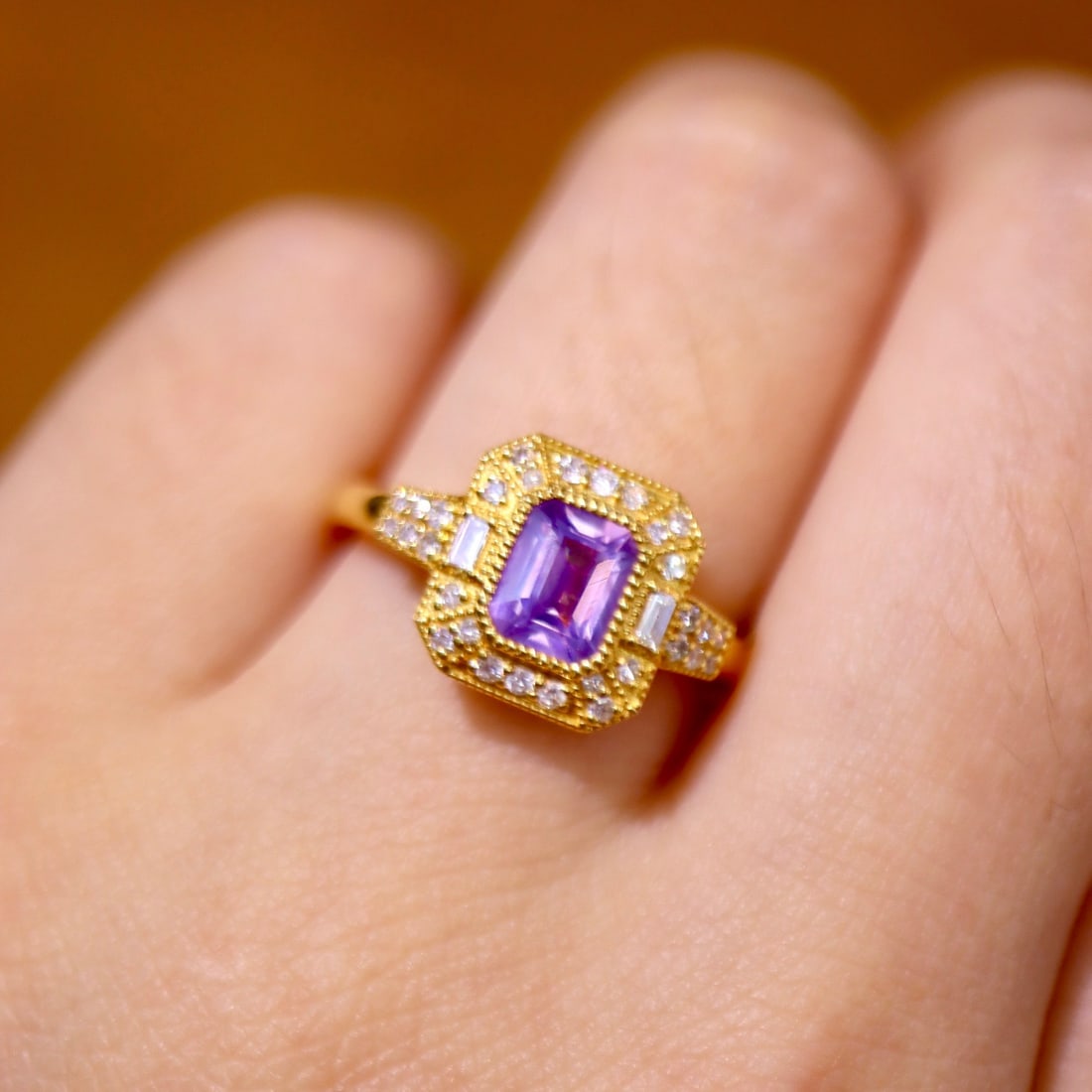 14K GOLD 1.27 CTW NATURAL SAPPHIRE and DIAMOND RING - 5
