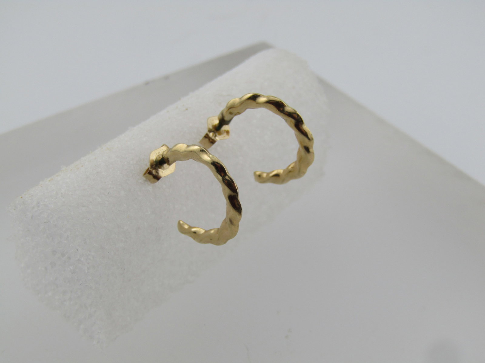 Vintage 14kt Open Hoop Earrings, 1970's-1980's: Title:Vintage 14kt Open Hoop Earrings, 1970's-1980's Description:Vintage 14kt Open Hoop Earrings, 1970's-1980's. These hoop are slightly over 3/4 round hoops with a twisted fnish and are appx. 2.5mm