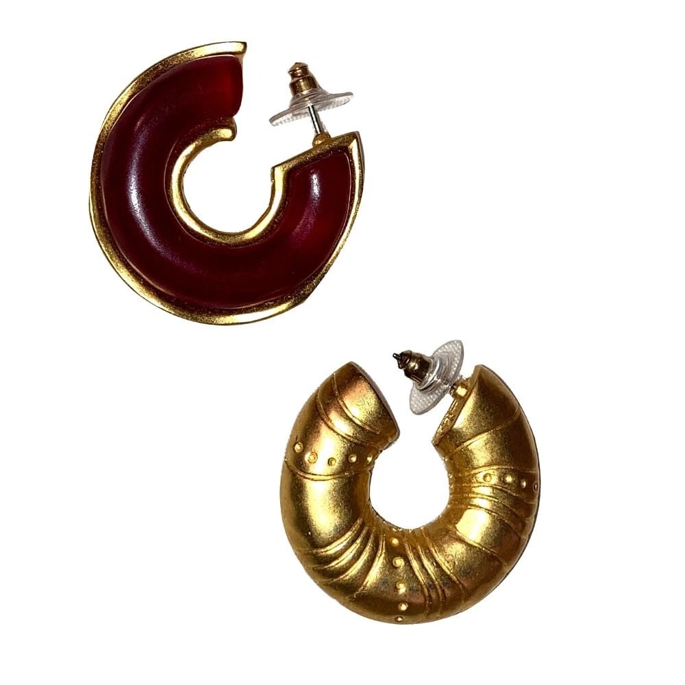 Kart Lagerfled Red Resin Gold Ton Hoop Earrings - 5