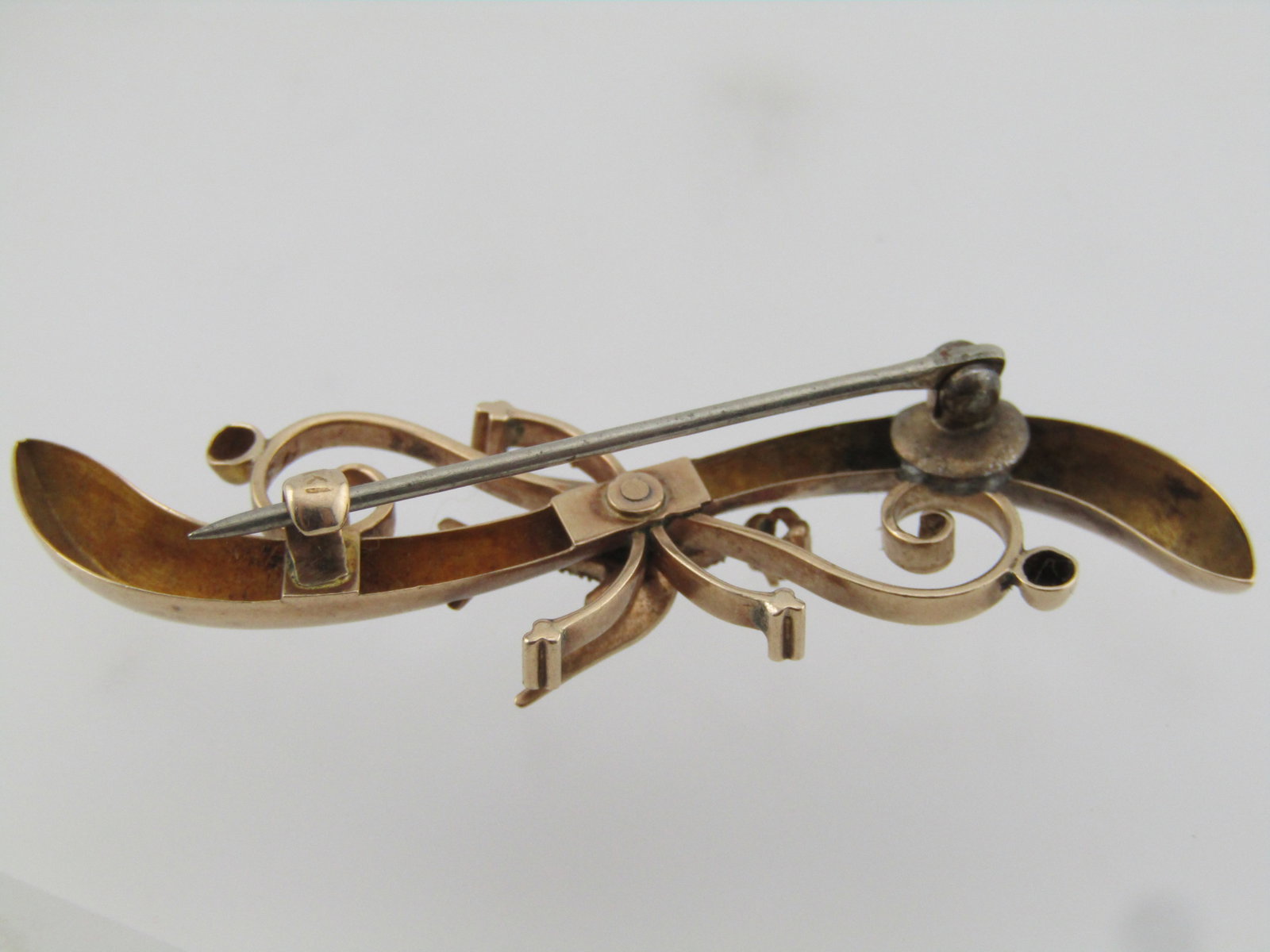 Vintage 10kt Bird Curved Brooch, Garnet, Seed Pearl, 1920's-1930's - 4