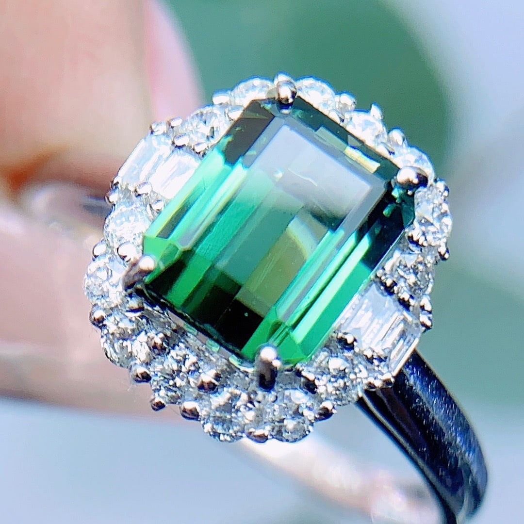 14K GOLD 2.26 CTW NATURAL TOURMALINE and DIAMOND RING - 2