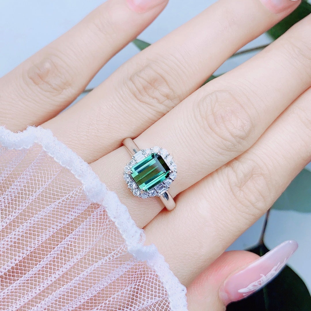 14K GOLD 2.26 CTW NATURAL TOURMALINE and DIAMOND RING - 5