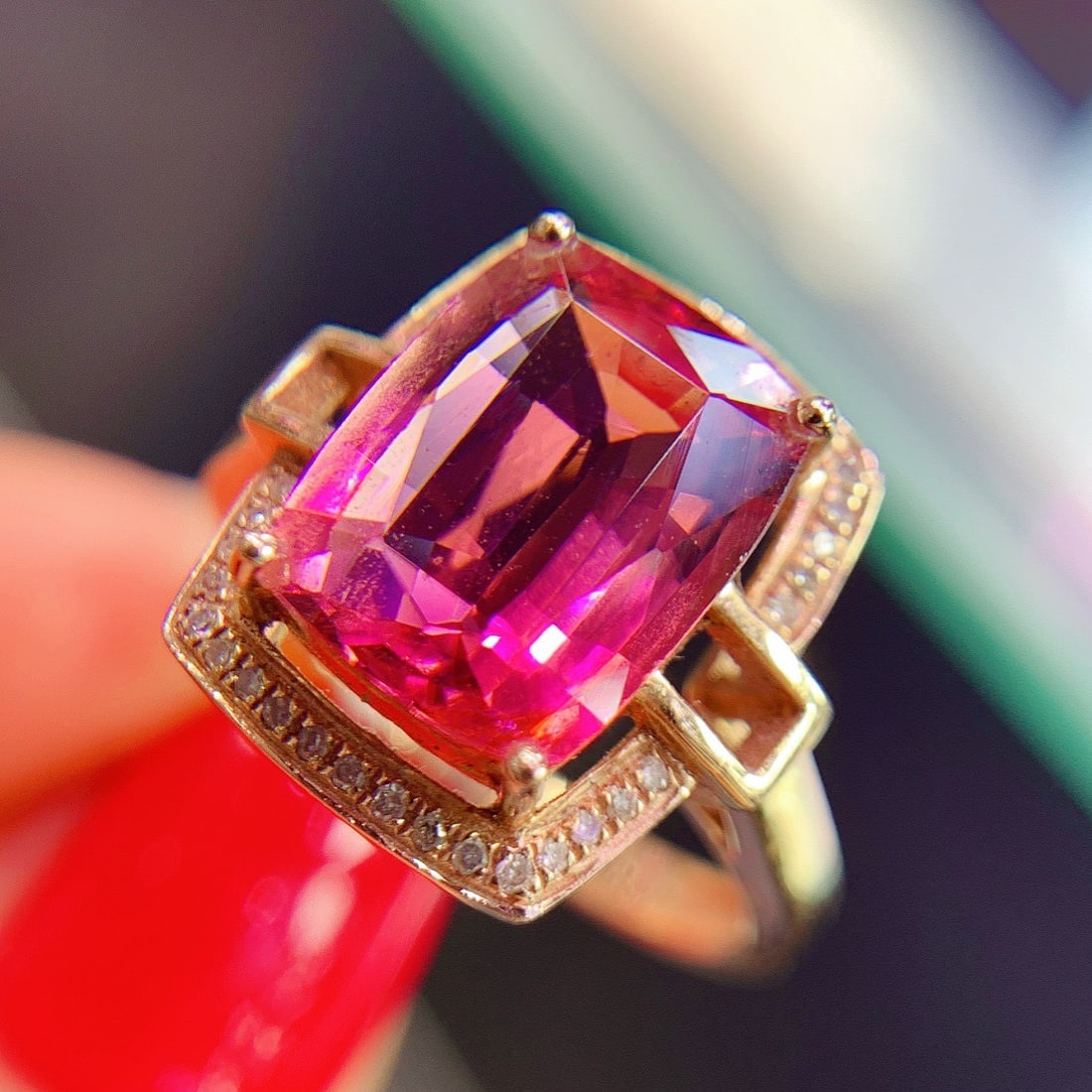 14K GOLD 6.3 CT NATURAL TOURMALINE and DIAMOND RING: Title:14K GOLD 6.3 CT NATURAL TOURMALINE and DIAMOND RING Description:Ref:230678415Gold Content:14K GoldRing Size:7.25USMain Gemstone:TourmalineNumber of stones:1Shape:CushionCarat Weight:6.3ct Color: