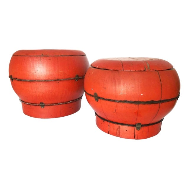 Pair of 1950s Chinese Red Lacquered Wood Rice Bucket Decorative Box With Lid (1 of 6)