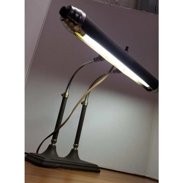 1950s Art Deco Machine Age Chrome Adjustable Flourescent Desk Lamp - 3