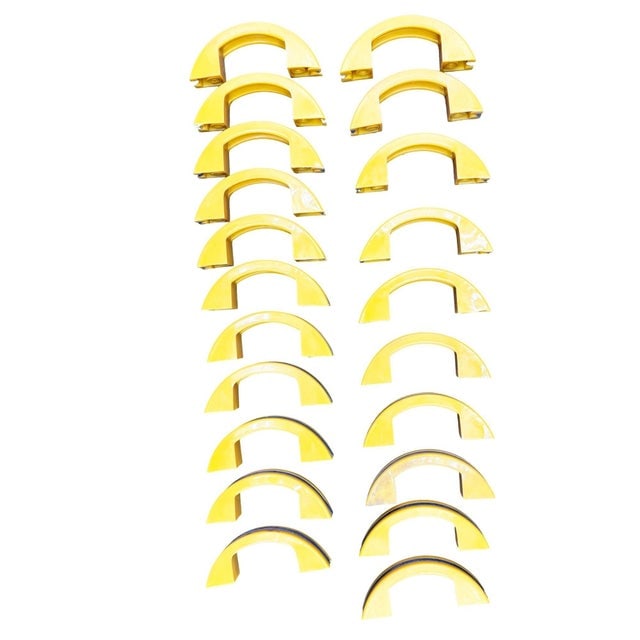 1930s Unused Yellow Art Deco Bakelite Door/Drawer Pulls W/ Chrome Strip, Set of 21 - 7
