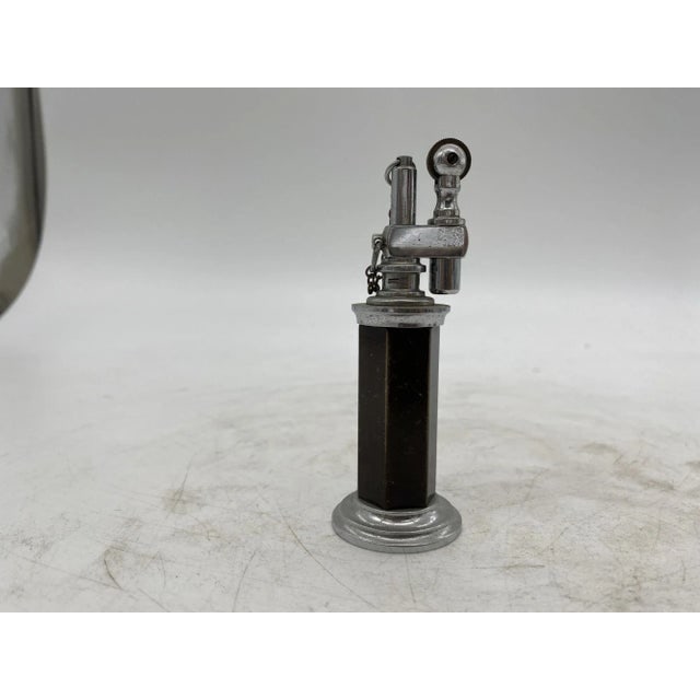 1930s Green and Silver "Column" Petrol Table Chain Lighter by Daltis - 4
