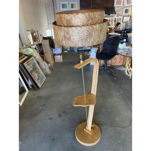 1950s Restored Googie Asymmetric Pole Floor Lamp With Side Table & Fiberglass Shade - 4