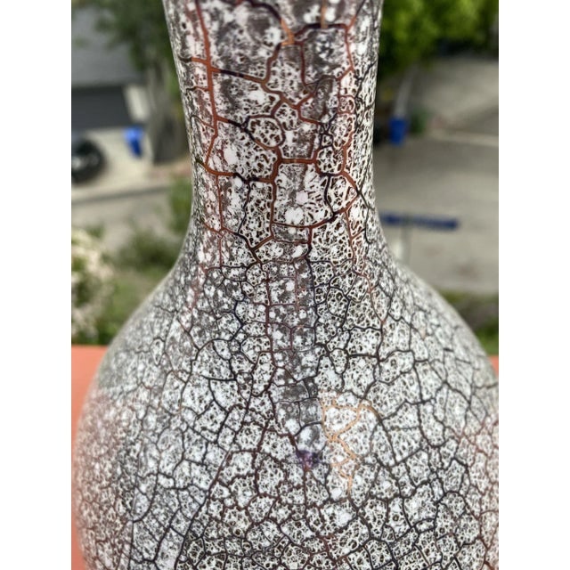 1950s Royal Haeger Large Mid Century Silver Crackle Vase - 7