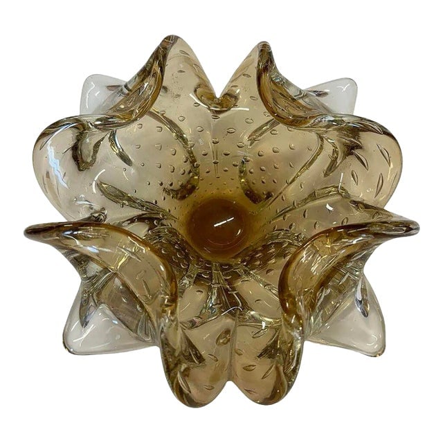 Mid-Century Bullicante Amber Gold-Tone Ruffle Murano Style Art Glass Ashtray: Title: Mid-Century Bullicante Amber Gold-Tone Ruffle Murano Style Art Glass Ashtray Description: Mid-century era gold-tone amber Bullicante Murano style art glass bowl/ashtray crafted in the style of 