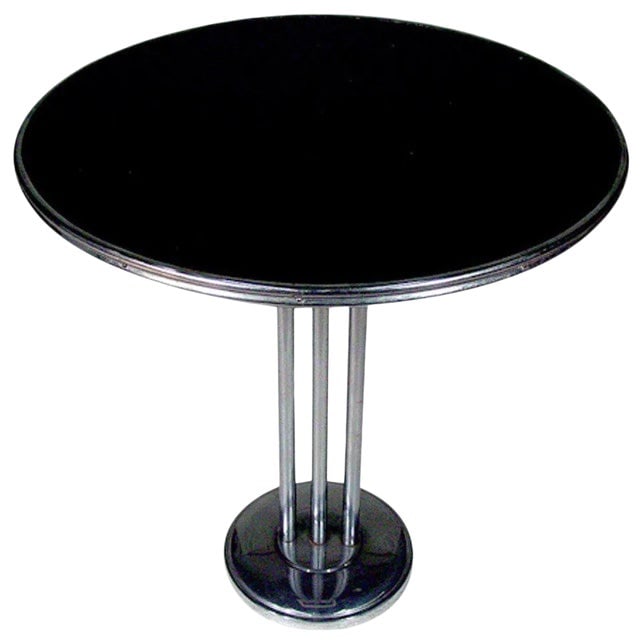 Chrome Streamlined Side Table With Tubular Legs (1 of 5)