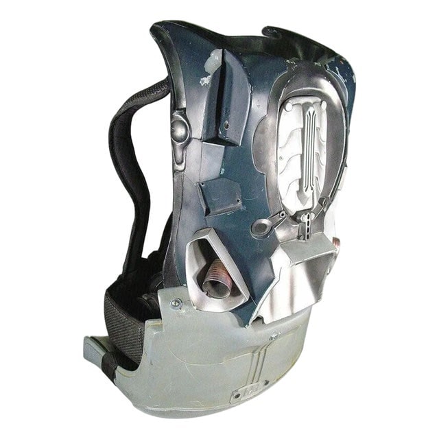 2002 Minority Report Fiberglass Futurist Jetpack Floor Y2K Gaming Chair Prop: Title: 2002 Minority Report Fiberglass Futurist Jetpack Floor Y2K Gaming Chair Prop Description: The original custom-made futurist fiberglass jetpack floor chair from the 2002 film Minority Report was