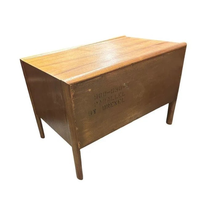 Mid Century "Parallel" Walnut End Table Commode by Barney Flagg for Drexel - 7