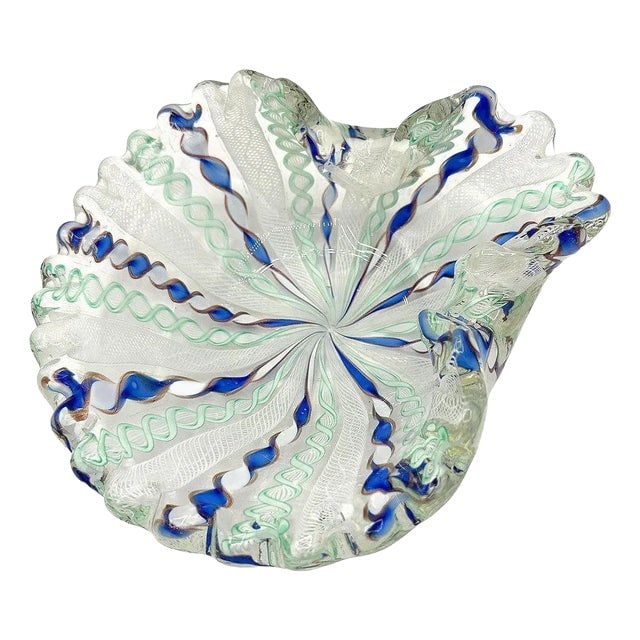 1960s Zanfircio Murano Attributed Art Glass Shell Dish Green Latticino Ribbons by Salviati: Title: 1960s Zanfircio Murano Attributed Art Glass Shell Dish Green Latticino Ribbons by Salviati Description: This exquisite Murano Attributed glass shell dish in the style of Salviati showcases deli
