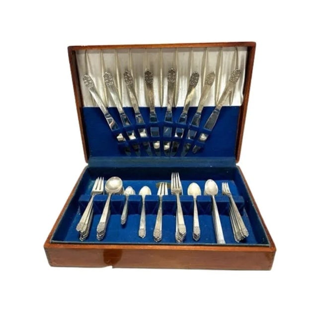 Set of 105 Sterling Silverware "Northern Lights" Set by International Silverware, 1940s - 4