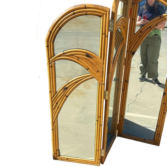 1950s Restored 3-Panel Art Deco Palm Frond Design Rattan Mirror Folding Screen - 2