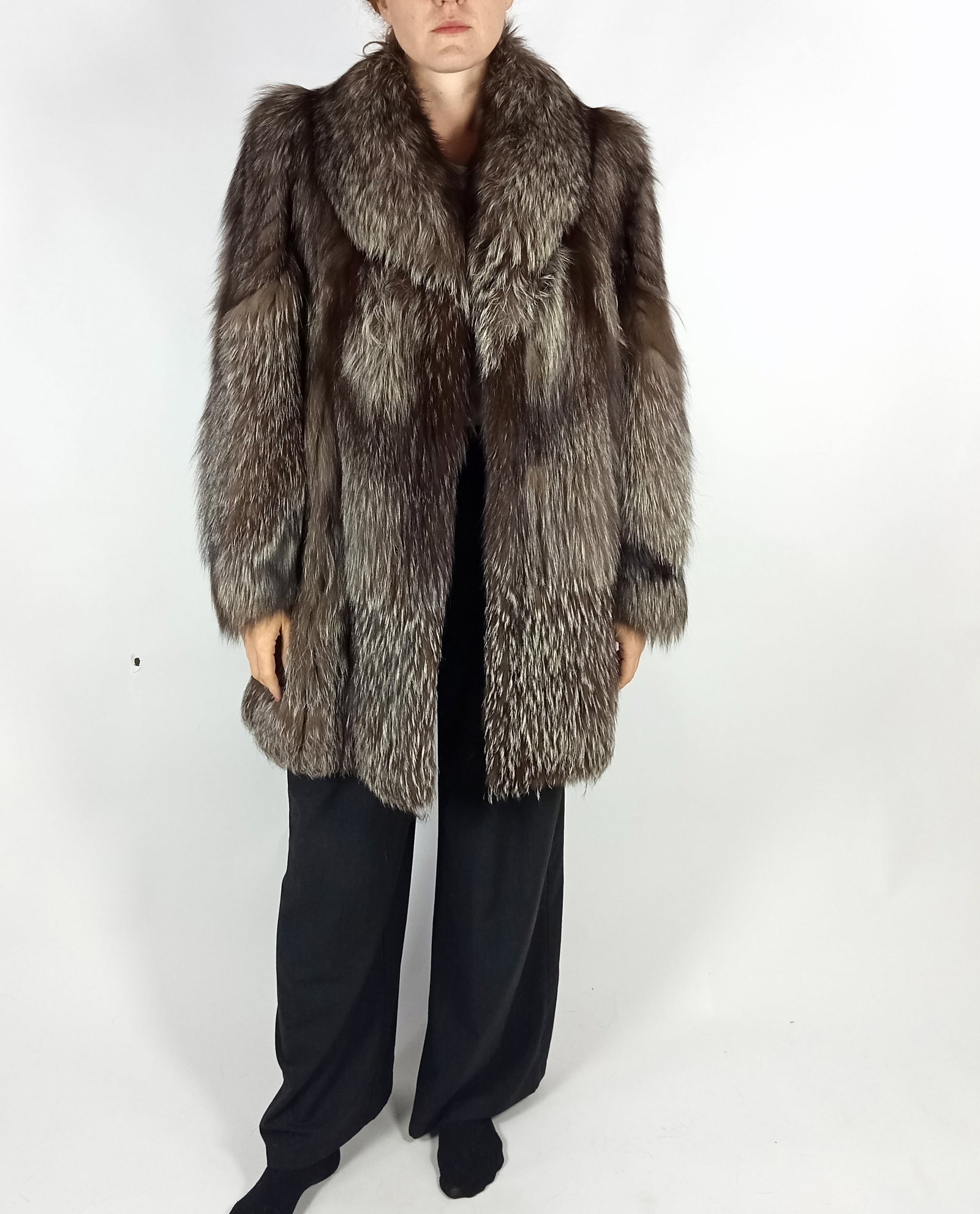 FLUFFY SILVER FOX FUR JACKET EU: L ; US: 16 - 2