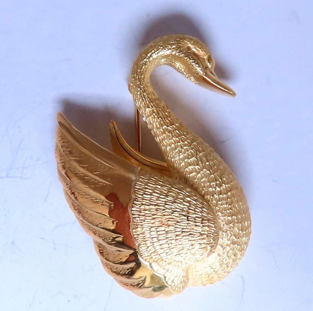 Flaming Gold Swan 18kt 3D Still life pin 12561 - 4