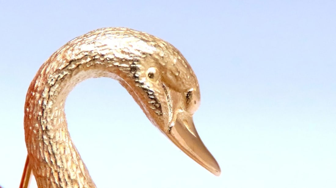 Flaming Gold Swan 18kt 3D Still life pin 12561 - 6