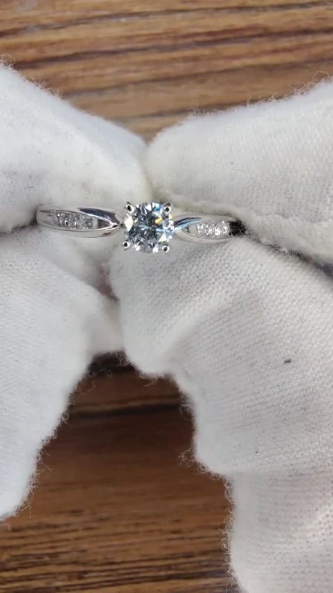 Traditional Natural Diamond Engagement ring .24ct 14kt Gold*v - 3