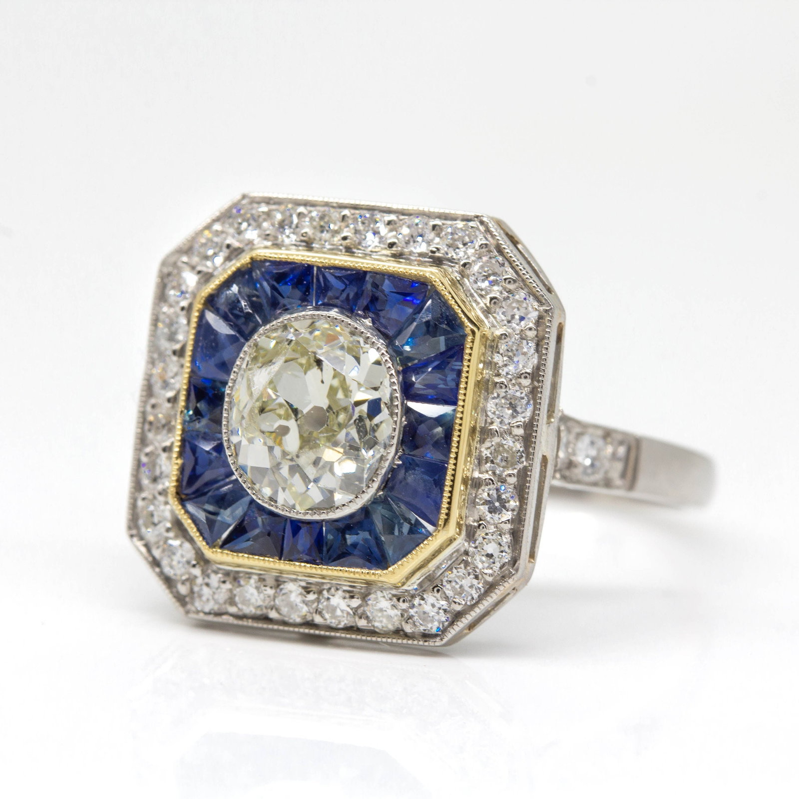 Handmade Platinum Old Mine cut Diamond and French cut Sapphire Ring - 4