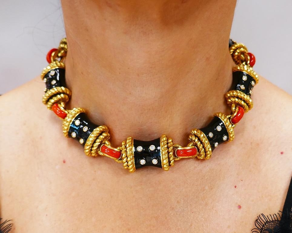 David Webb Gold Necklace Black Enamel Diamond Coral Stud Estate Jewelry - 2