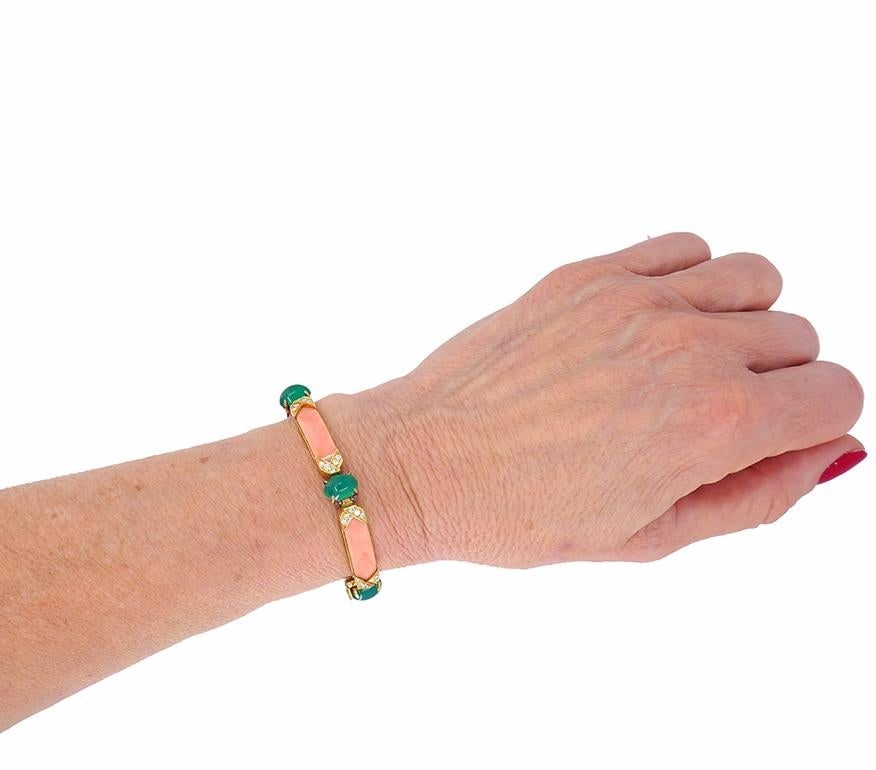 Vintage Van Cleef & Arpels Bracelet Gold Coral Gemstones French Estate Jewelry - 2