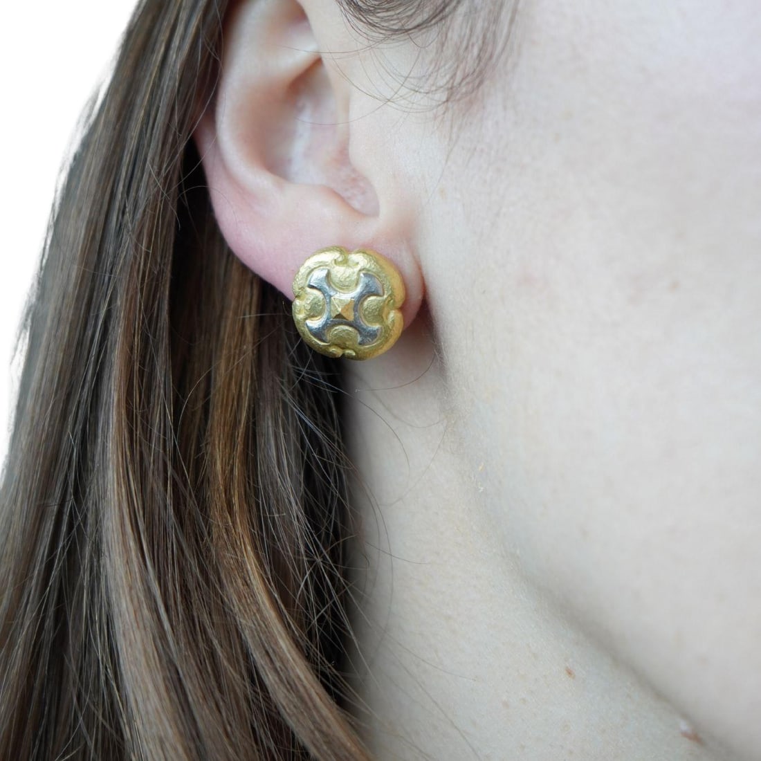 Vintage Trent 18k Gold Platinum Clip-on Earrings - 2