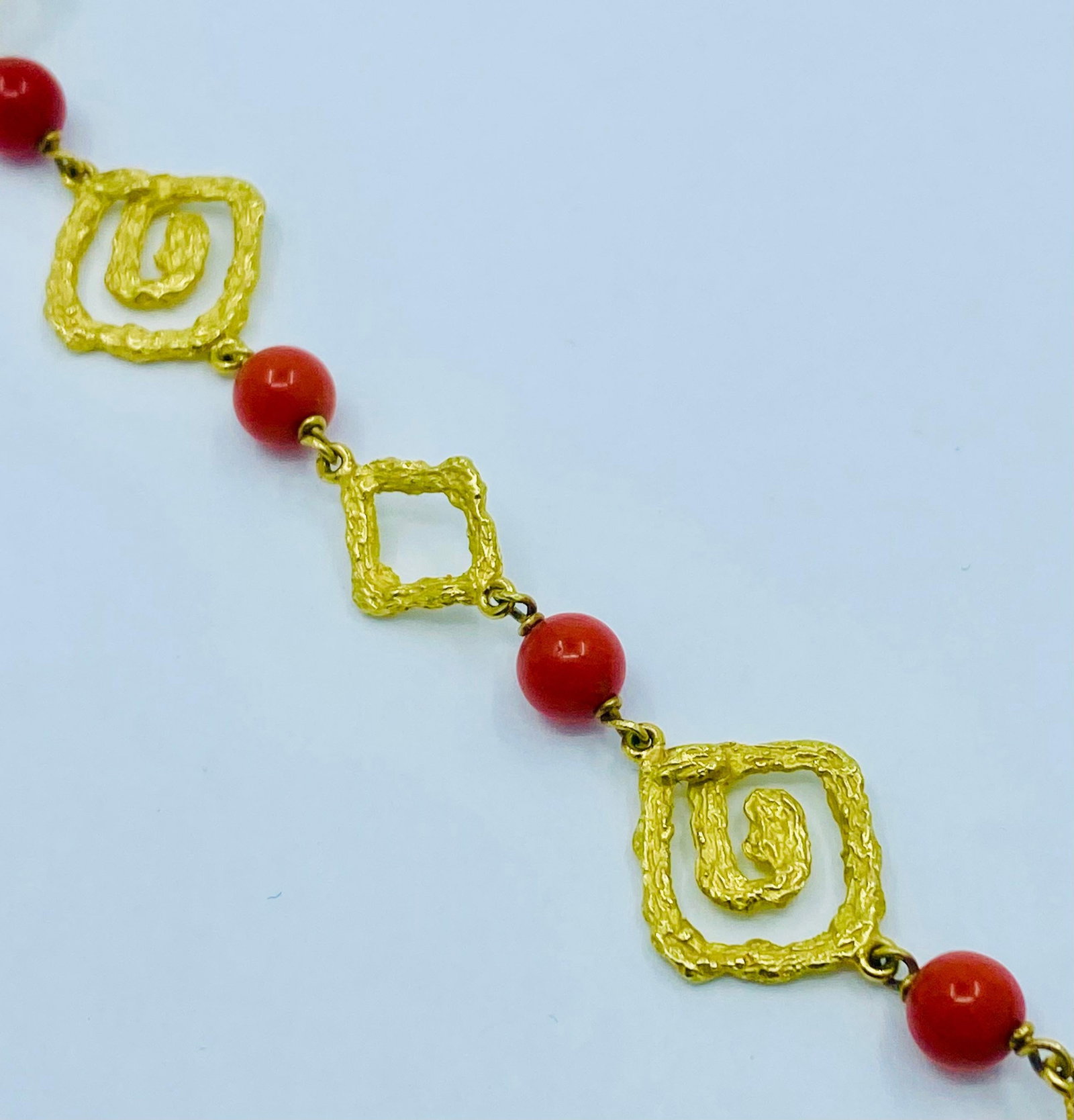 Tabbah Coral Gold Necklace - 5