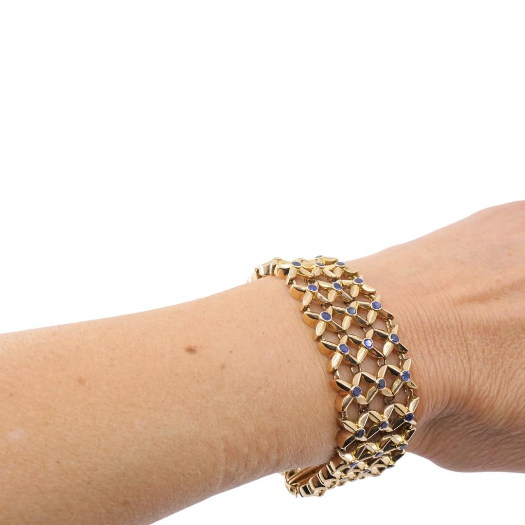 Boucheron 18k Gold Sapphire Wide Mesh Bracelet - 4