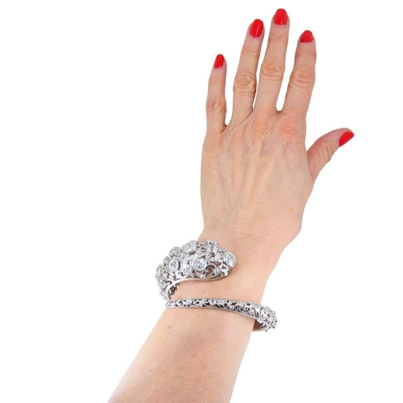 Vintage Lalaounis Snake Bracelet Platinum Diamond 16 carats Bangle - 3