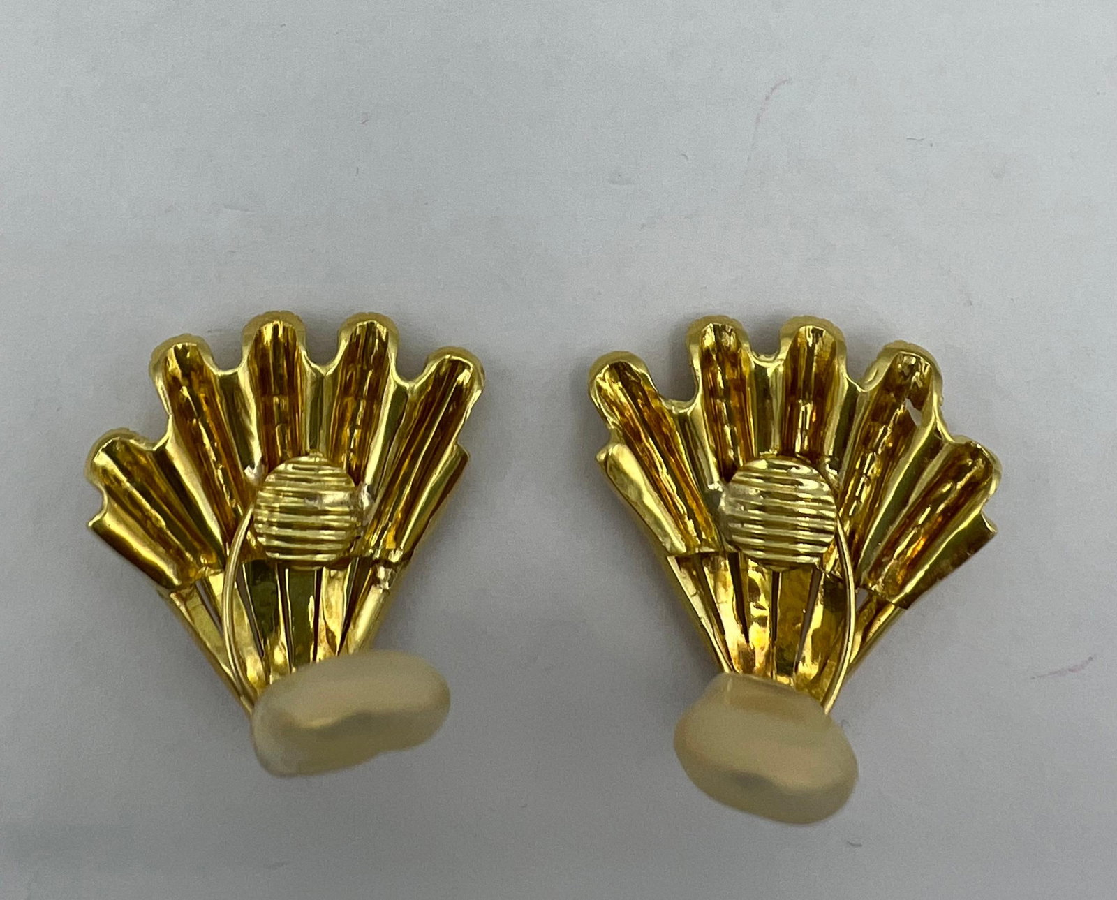 David Webb Gold Earrings, Vintage Shell Earrings - 5