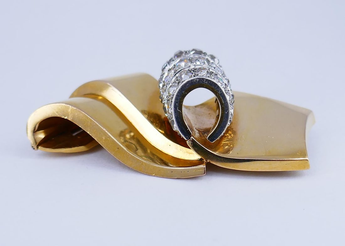 Chaumet Retro Brooch 18k Gold Diamond Pin Estate Jewelry - 3