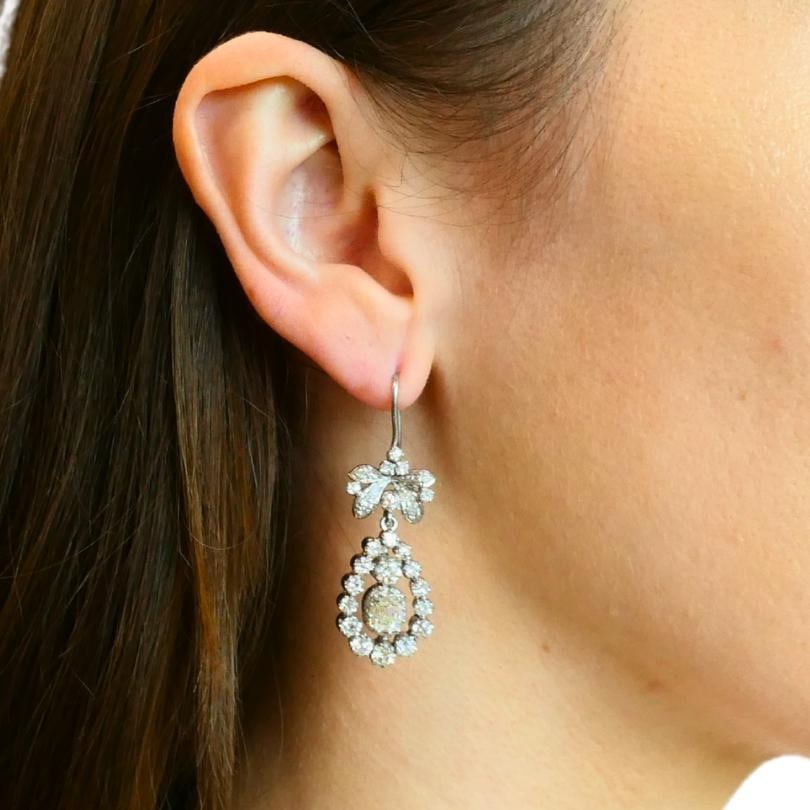 Art Deco Platinum Drop Earrings Old European Cushion Cut Diamonds Estate Jewelry - 3