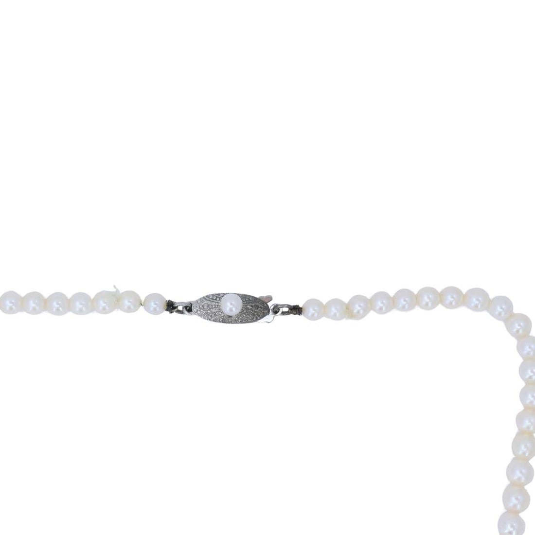 Vintage Mikimoto Akoya Pearl Graduated Necklace with Silver Clasp - 5