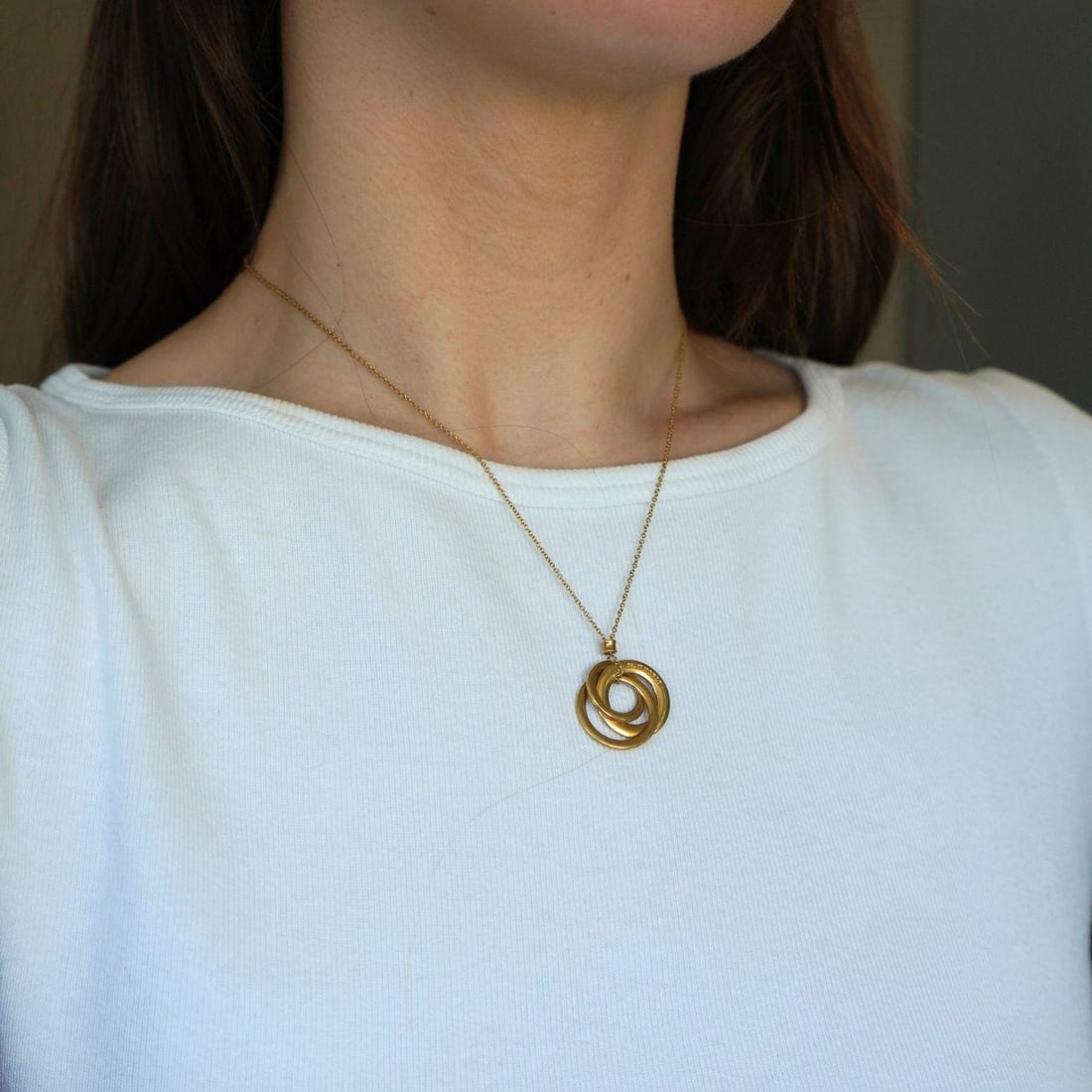 Tiffany & Co. 1837 Triple Interlocking Circles Pendant 18K Yellow Gold - 2