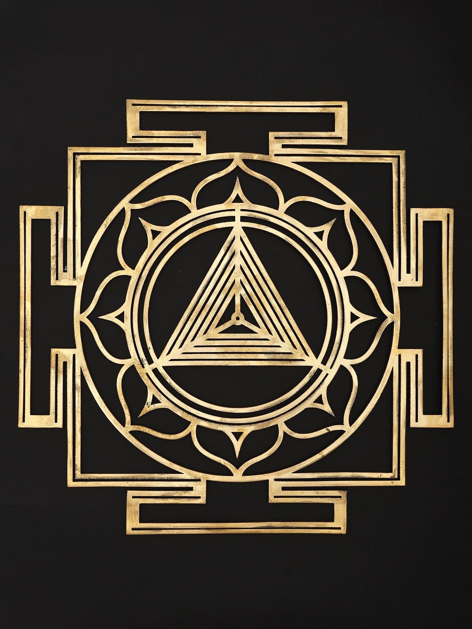 15" Mahakali Yantra - Provides A Shield Against Evil Forces, Black Magic and Negative Energies |: Embrace Divine Protection with the Mahakali Yantra Invoke the formidable power of Goddess Mahakali, the ultimate vanquisher of evil and negativity, with this exquisite brass Mahakali Yantra. Crafted w