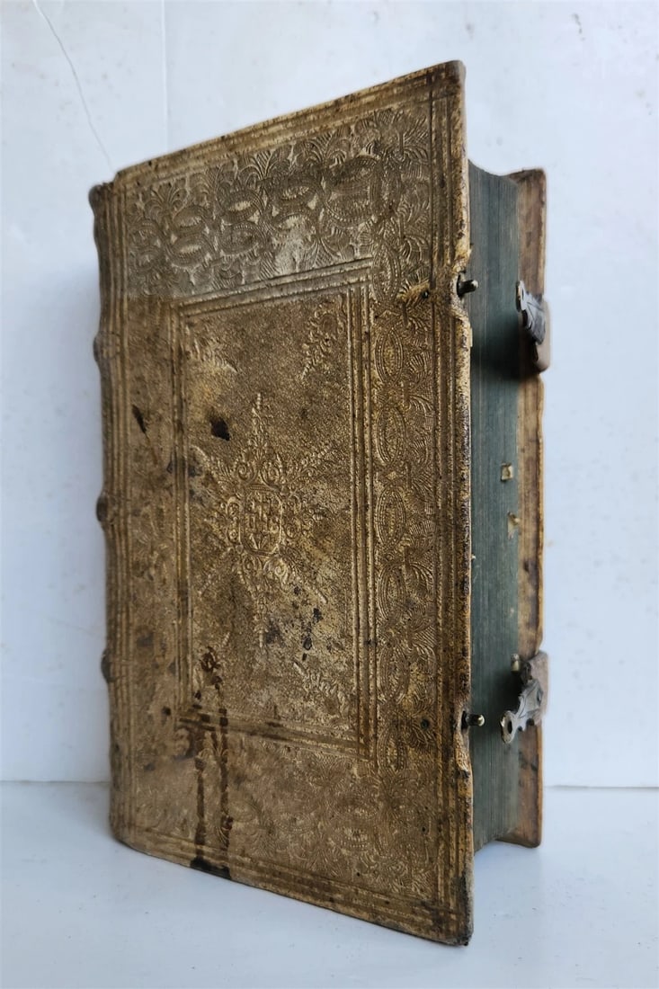 1664 COUNCIL OF TRENT antique decorative PIGSKIN over WOOD BINDING w/ CLASPS - 3