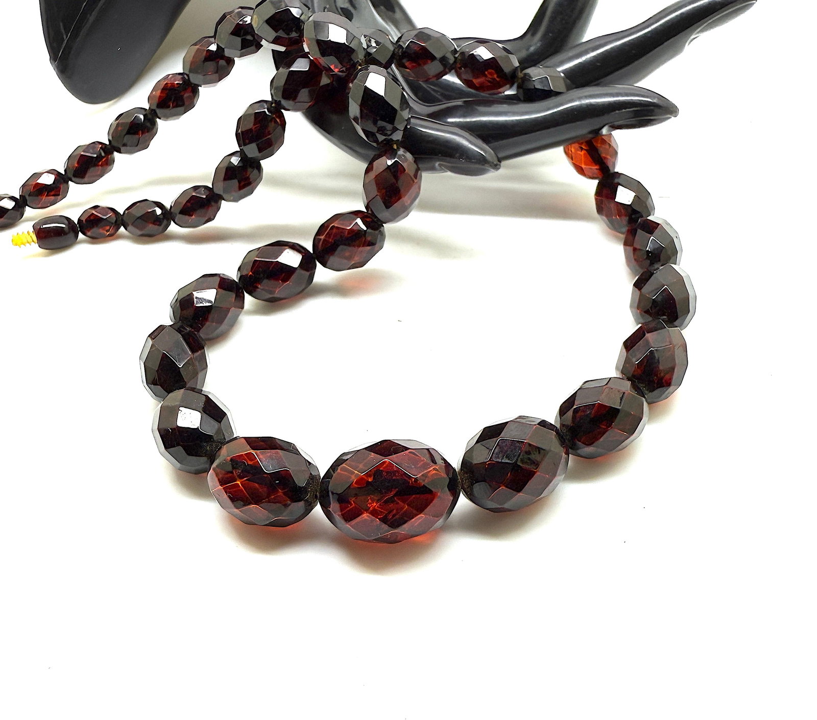 Splendid Amber Necklace made from Faceted Amber beads - 4