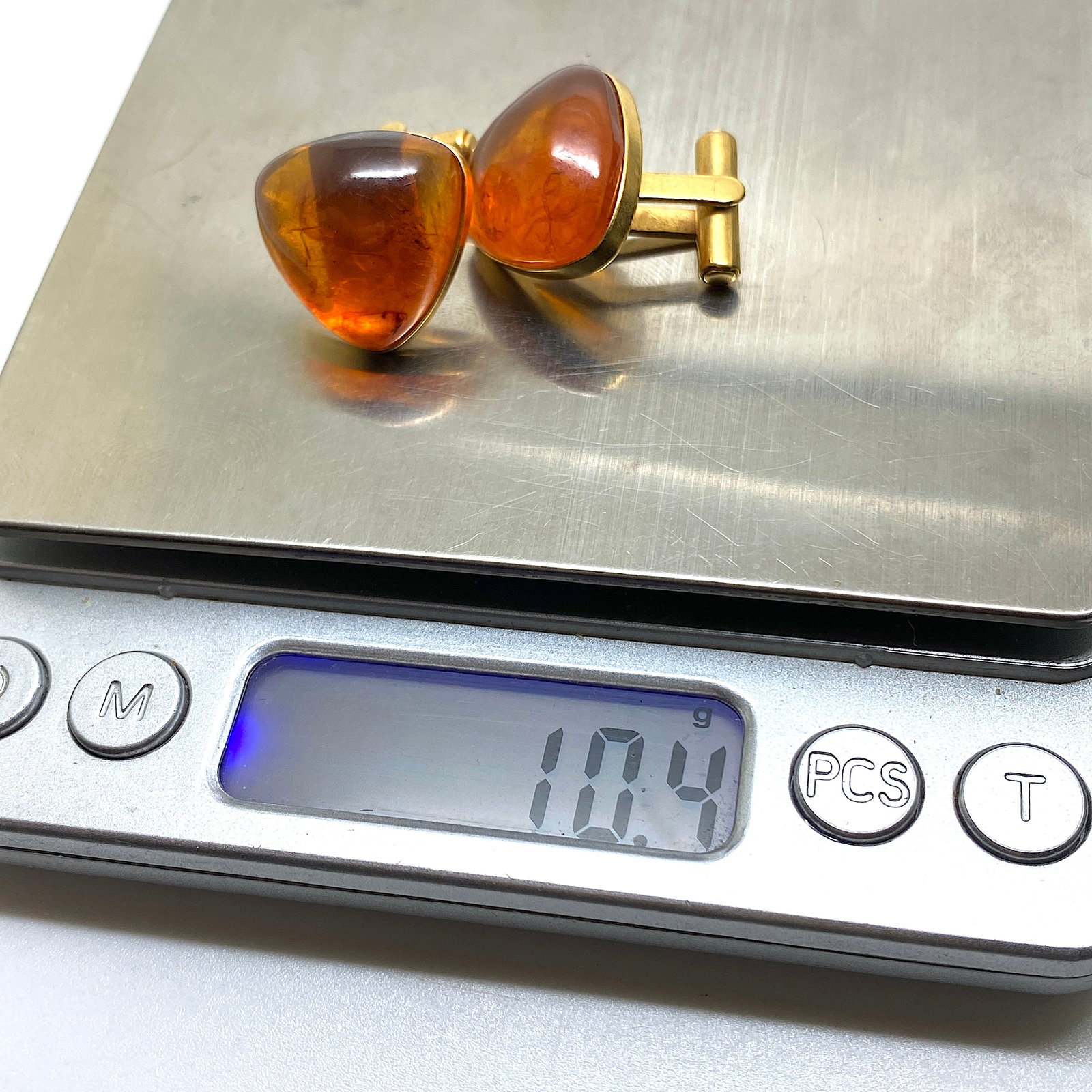 Astonishing Vintage Reuleaux shaped Amber Cufflinks - 8