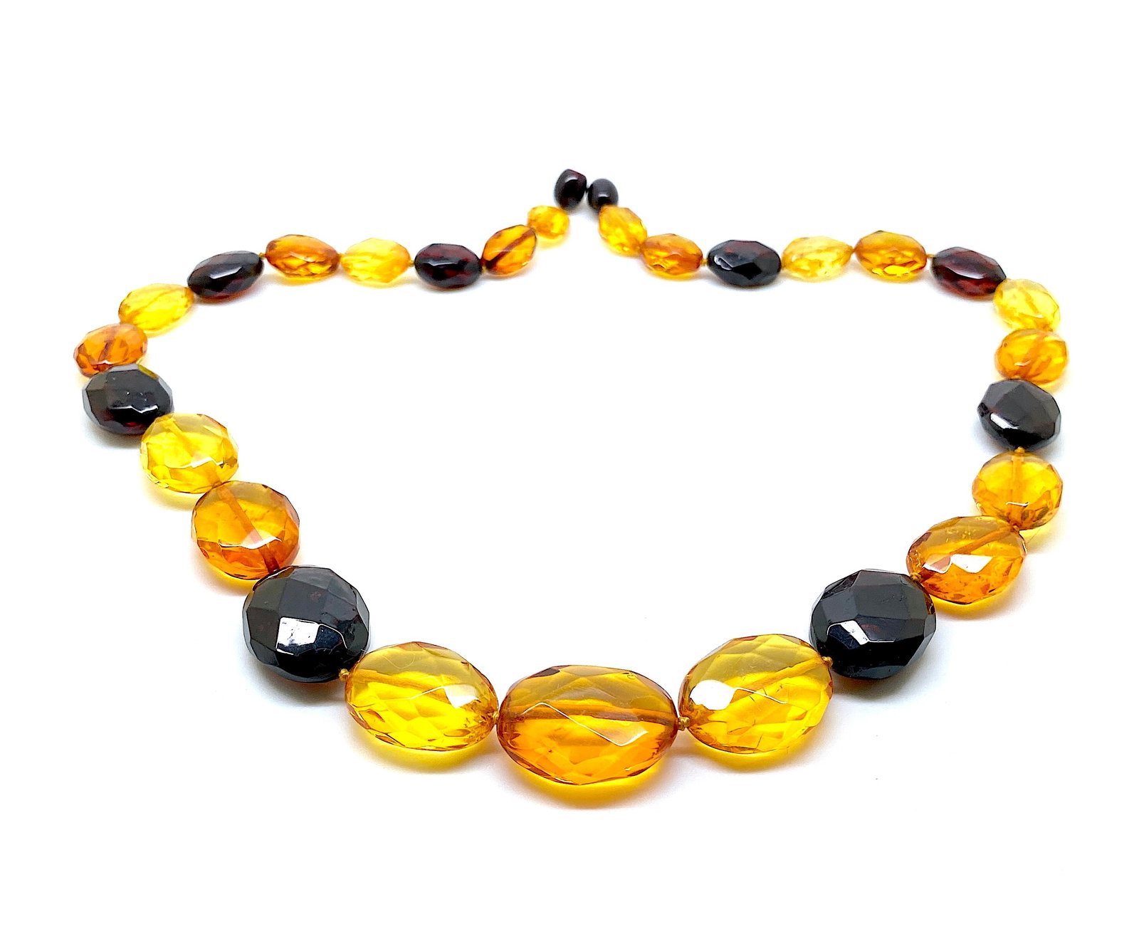 Stunning Amber Necklace made from Faceted Amber beads - 9