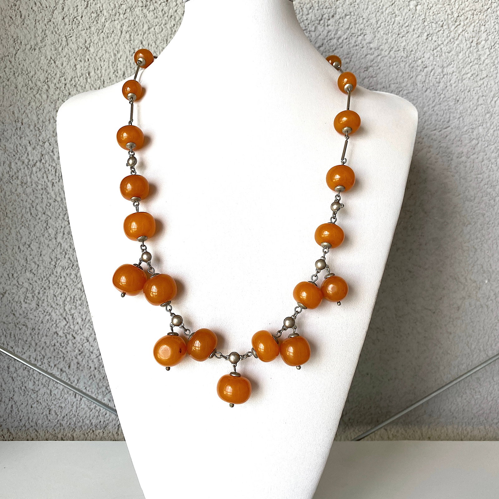 Antique Amber Necklace made from Round Amber beads: Title:Antique Amber Necklace made from Round Amber beads Metal:None Gemstone:Amber Weight:61.1 g Size:Bead size: From 18.0 to 11.0 mm Bead size: 0.709 to 0.433 inches Made of:(Reconstituted Amber or W