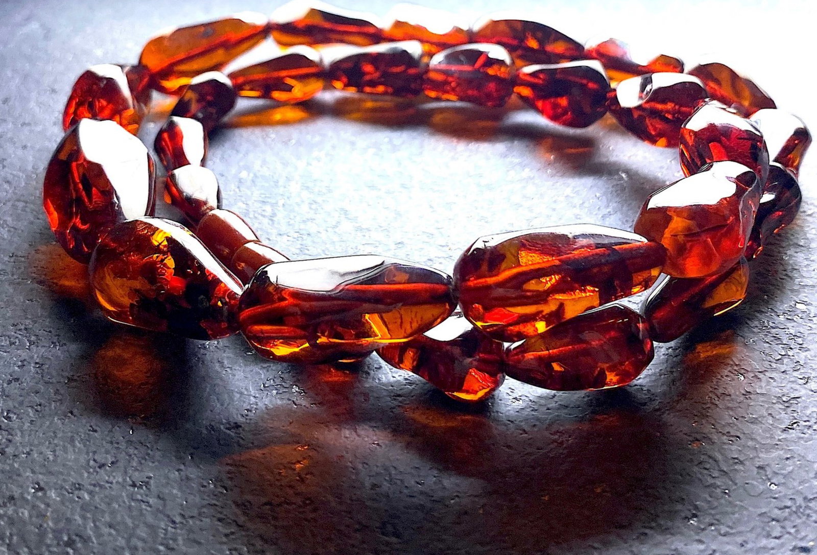 Alluring Vintage Amber Necklace made from Hand Carved Amber beads - 3