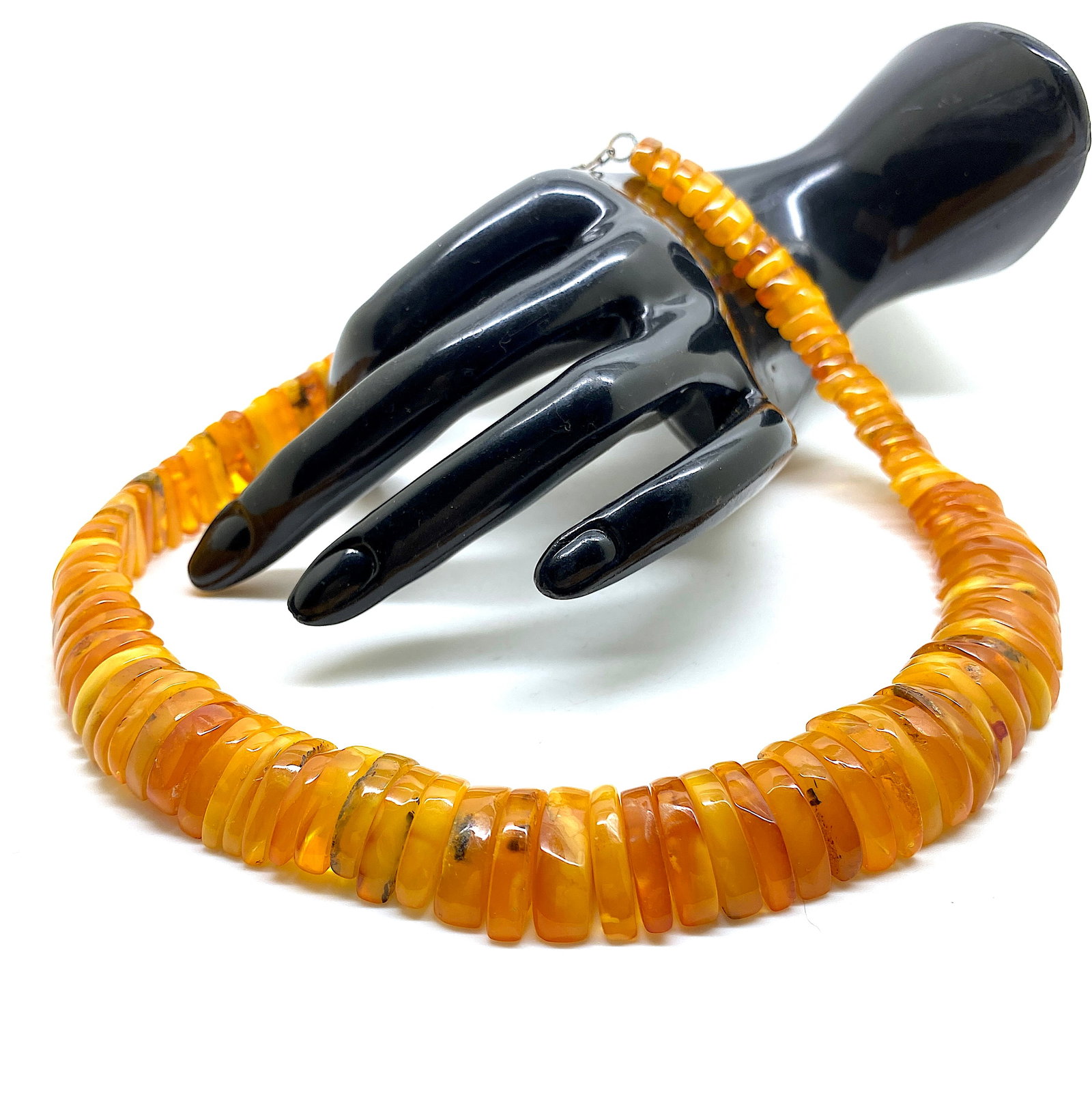 Outstanding Vintage Amber Necklace made from Hand Carved Amber beads - 3