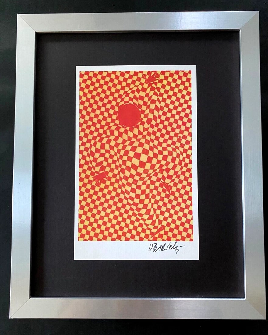 Signed Victor Vasarely 1970's Print Geometric Abstract Framed Art Piece 14x11in.: Signed Victor Vasarely 1970's Print Geometric Abstract Framed Art Piece 14x11in.We have for Sale this 1970's PRINT AFTER VICTOR VASARELY FACSIMILE SIGNED IN INK SIZE OF THE PRINT IS ABOUT: 6 X 6 in FR