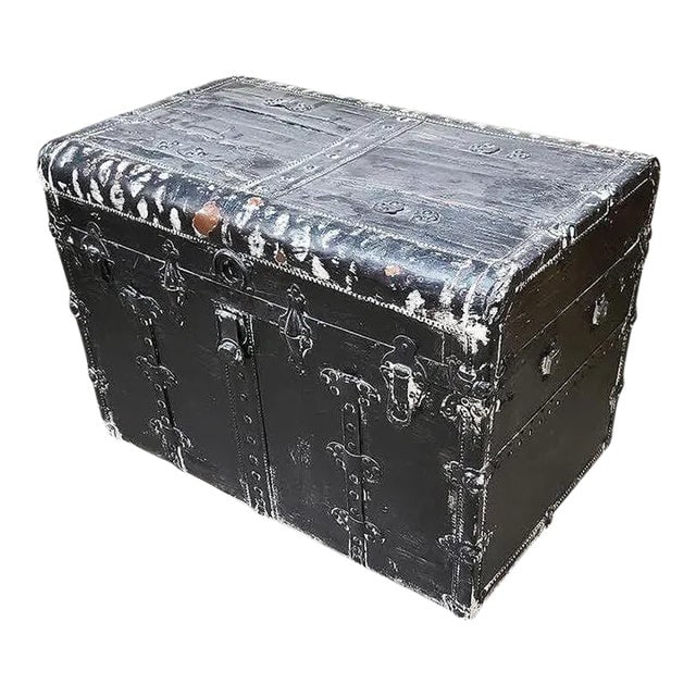 19th Century Wood and Metal Steamer Trunk With Leather Edges: Title: 19th Century Wood and Metal Steamer Trunk With Leather Edges Description: 19th Century Wood and Metal Steamer Trunk with Leather Edges, the trunk has been repainted and repaired. Reserve: $432.