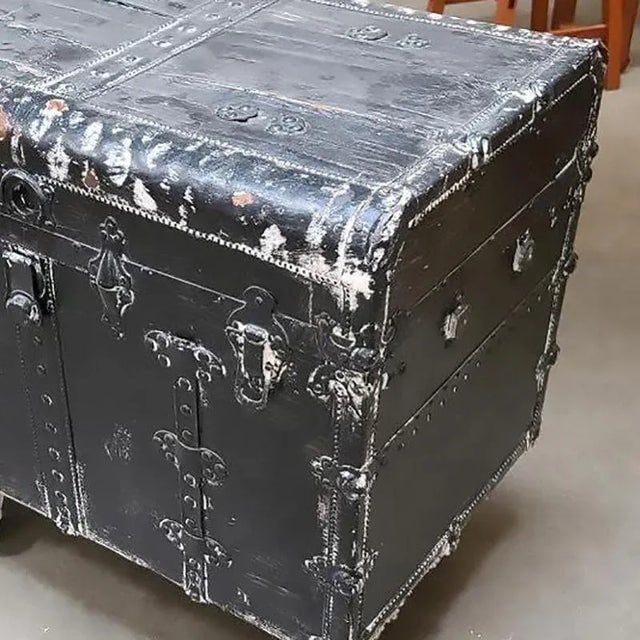 19th Century Wood and Metal Steamer Trunk With Leather Edges - 3