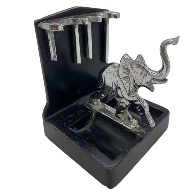 1930s Ronson Art Deco Chrome Elephant Pipe Holder - 2
