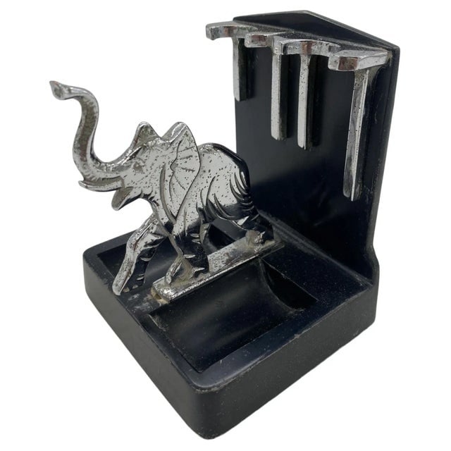 1930s Ronson Art Deco Chrome Elephant Pipe Holder - 3